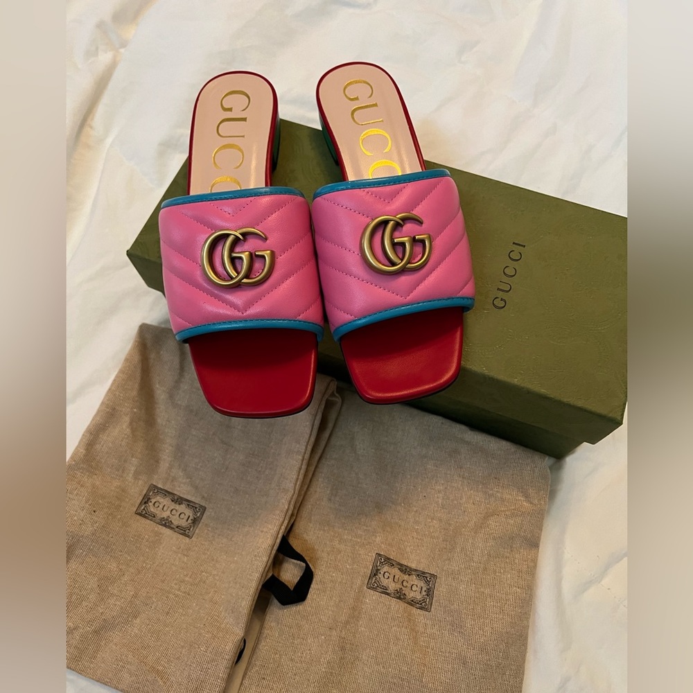 Gucci Sandals size 7 1/2 (37 1/2)